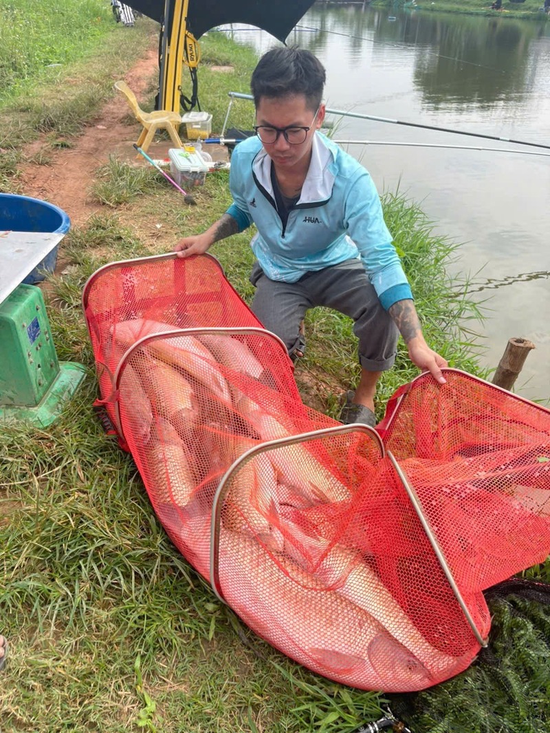 Mồi câu cá trắm cỏ – Hướng dẫn cách câu cá trắm cỏ hiệu quả